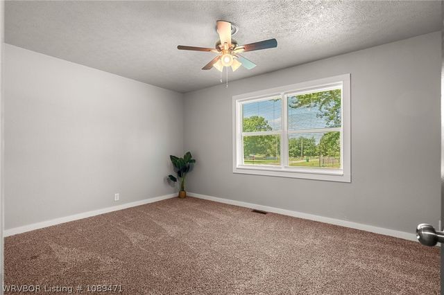 1506 Eastgate Est, Van Buren, AR 72956