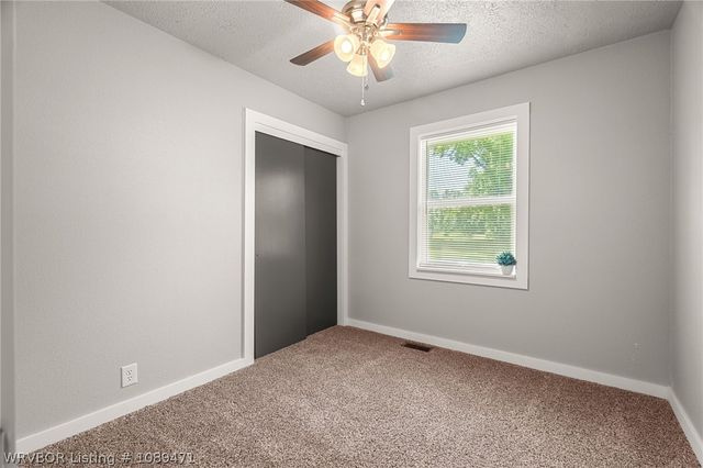 1506 Eastgate Est, Van Buren, AR 72956