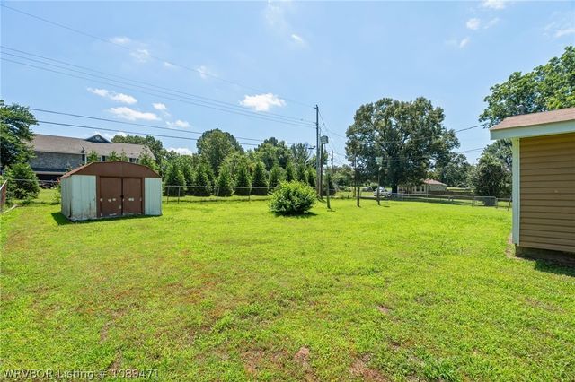 1506 Eastgate Est, Van Buren, AR 72956
