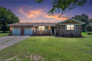 1506 Eastgate Est, Van Buren, AR 72956