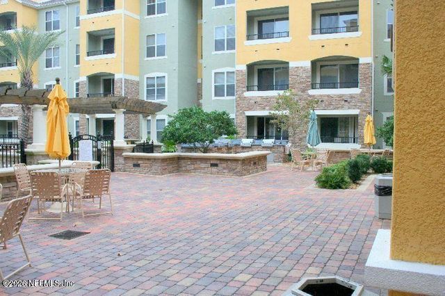 8539 GATE Parkway 9411, Jacksonville, FL 32216