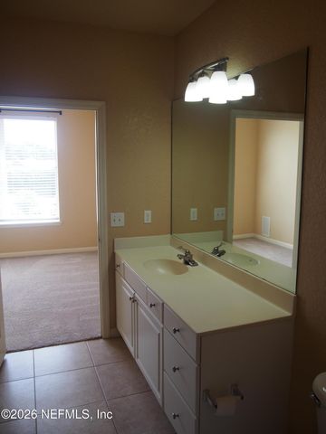 8539 GATE Parkway 9411, Jacksonville, FL 32216
