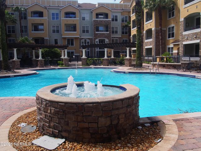 8539 GATE Parkway 9411, Jacksonville, FL 32216