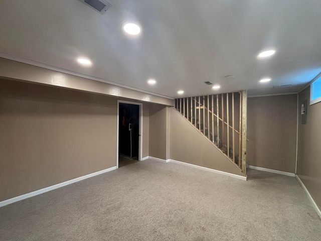 8624 Wilmette Court, Powell, OH 43065