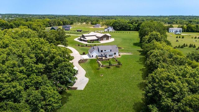 6381 Merchant Road, Delaware, OH 43015