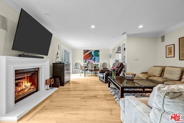 2544 Angelo Drive, Los Angeles, CA 90077