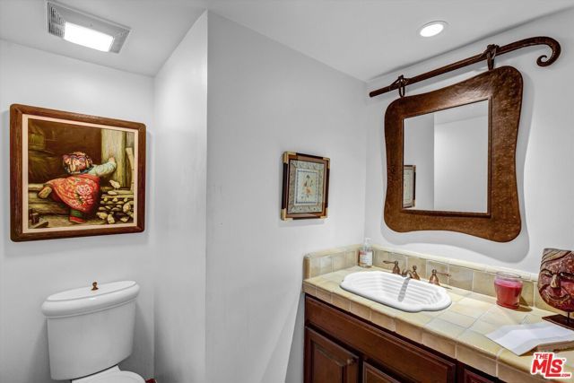 2544 Angelo Drive, Los Angeles, CA 90077