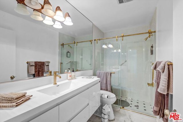 2544 Angelo Drive, Los Angeles, CA 90077