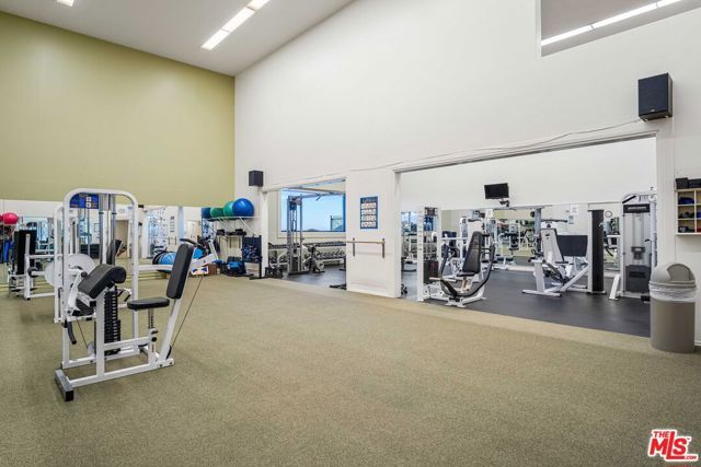2544 Angelo Drive, Los Angeles, CA 90077