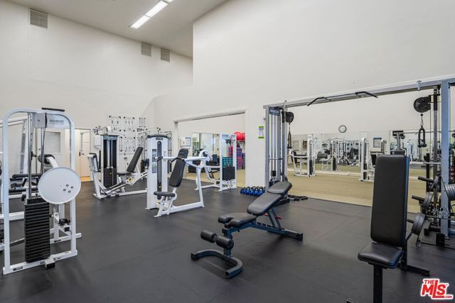 2544 Angelo Drive, Los Angeles, CA 90077