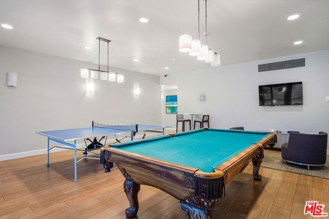 2544 Angelo Drive, Los Angeles, CA 90077