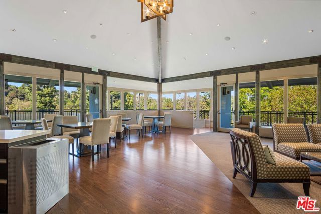 2544 Angelo Drive, Los Angeles, CA 90077