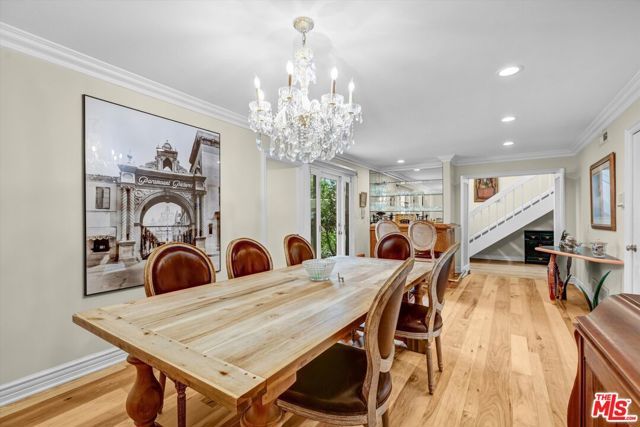 2544 Angelo Drive, Los Angeles, CA 90077