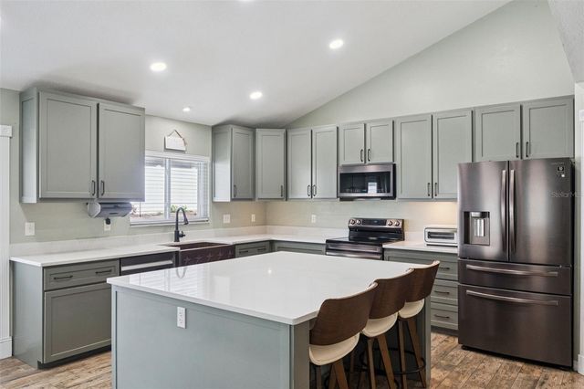 1006 AVILES COURT, Oviedo, FL 32765