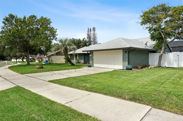 1006 AVILES COURT, Oviedo, FL 32765