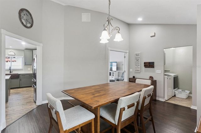1006 AVILES COURT, Oviedo, FL 32765