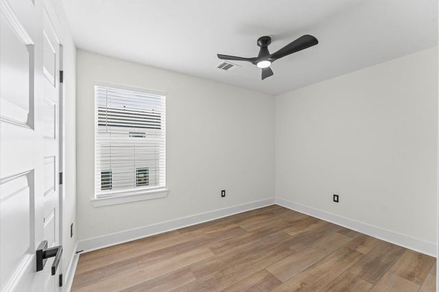 8605 Amadwe Street B, Houston, TX 77051