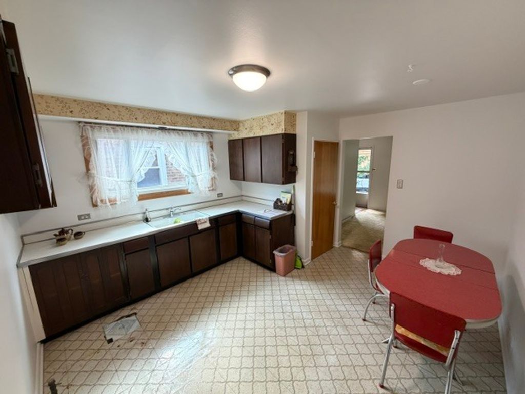 4821 S Leamington Avenue, Chicago, IL 60638 — photo 4