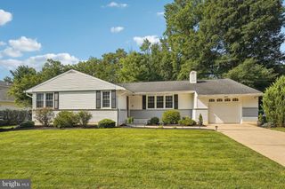 2123 BRANDYWOOD DR, Wilmington, DE 19810