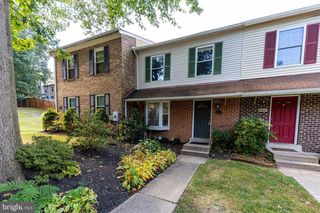 8914 SHAMROCK CT, Springfield, VA 22152