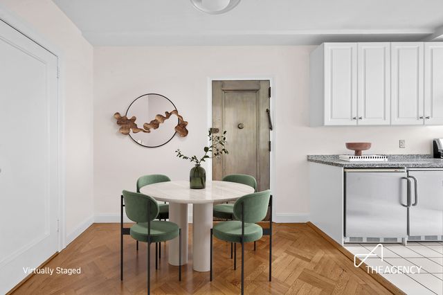 890 W End Ave Apt 7E, New York City, NY 10025