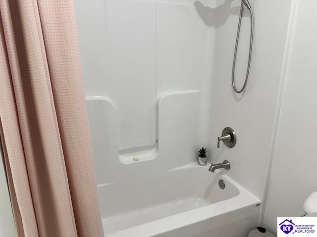 525 Winding Creek Court, Elizabethtown, KY 42701