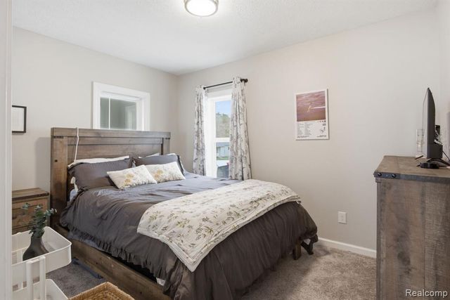 142 Avondale Avenue, Jackson, MI 49203