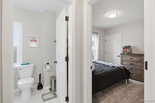 142 Avondale Avenue, Jackson, MI 49203