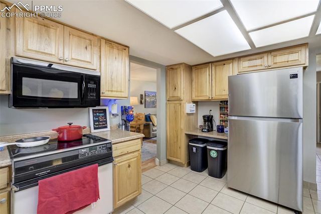 535 Silver Spring Circle, Colorado Springs, CO 80919