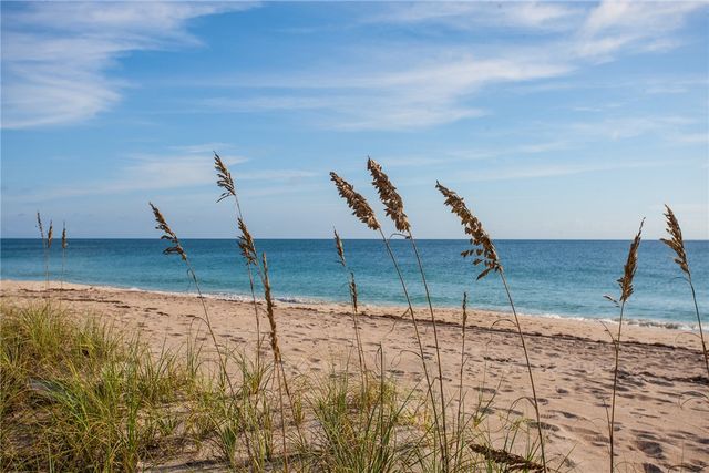 2149 Via Fuentes None 2149, Vero Beach, FL 32963