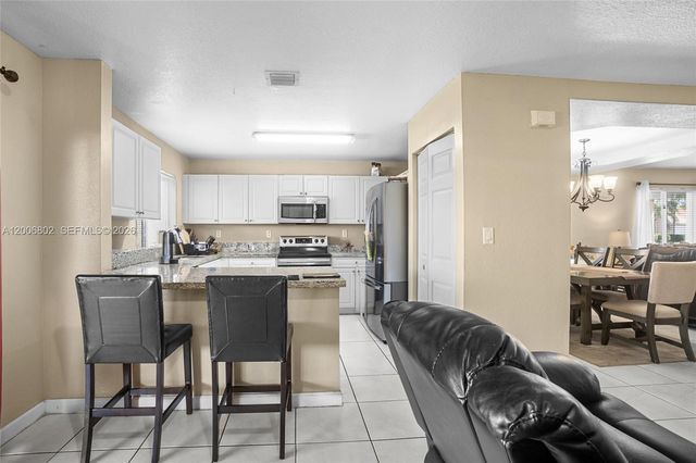 14164 SW 156th Ave, Miami, FL 33196