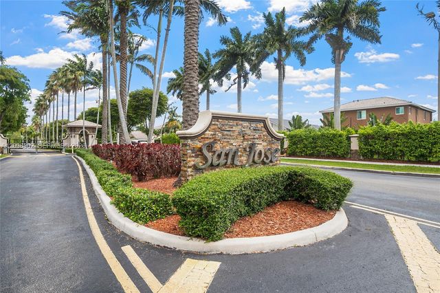 14164 SW 156th Ave, Miami, FL 33196