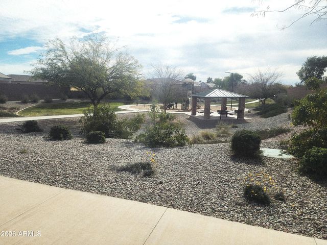 4794 E CHROMIUM Road, San Tan Valley, AZ 85143