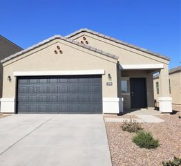 4794 E CHROMIUM Road, San Tan Valley, AZ 85143