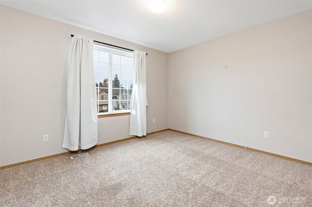 18708 82nd Avenue Ct E, Puyallup, WA 98375