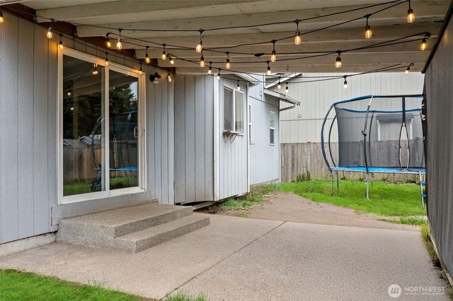 18708 82nd Avenue Ct E, Puyallup, WA 98375