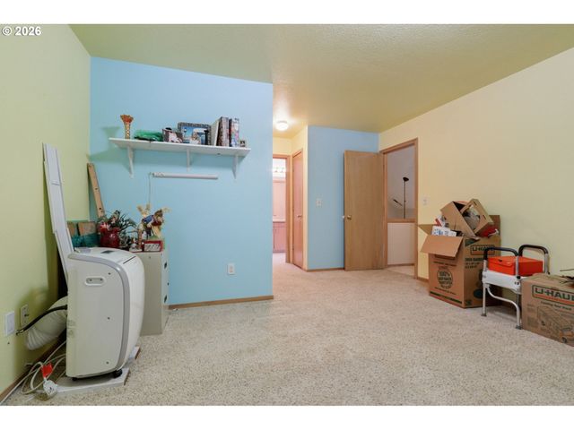 1202 Nw 136TH St, Vancouver, WA 98685