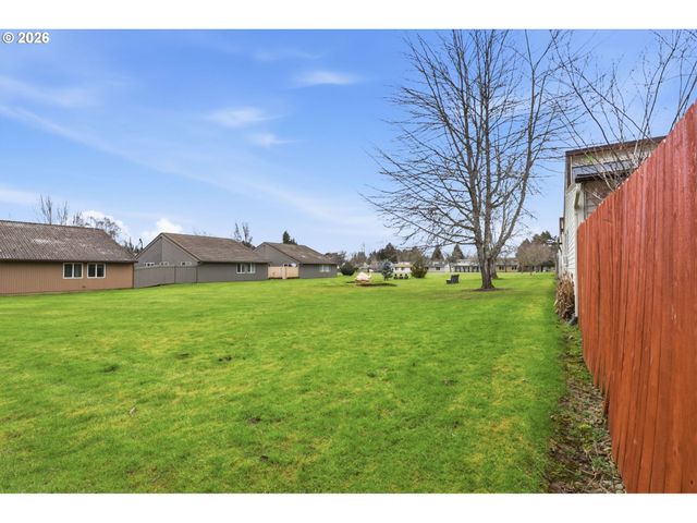 1202 Nw 136TH St, Vancouver, WA 98685