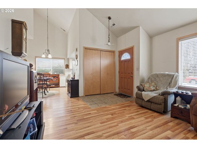 1202 Nw 136TH St, Vancouver, WA 98685