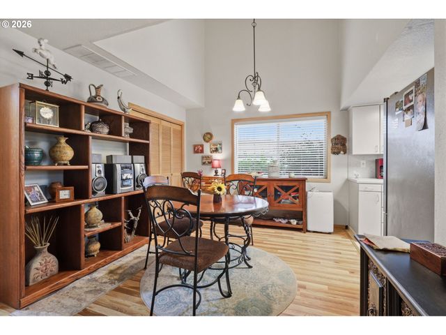 1202 Nw 136TH St, Vancouver, WA 98685