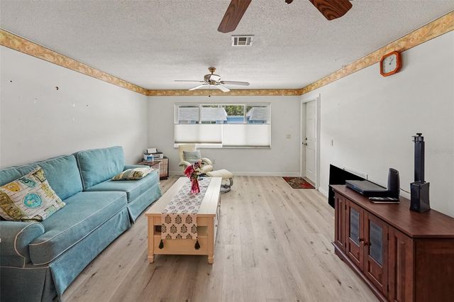 6880 LAFAYETTE N 8, Pinellas Park, FL 33781