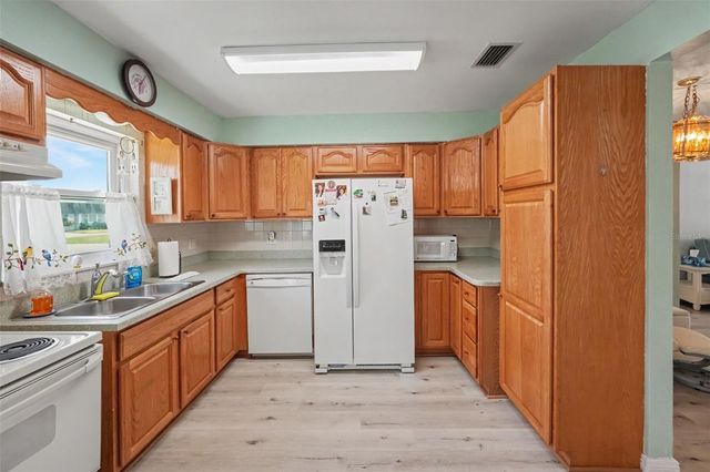 6880 LAFAYETTE N 8, Pinellas Park, FL 33781