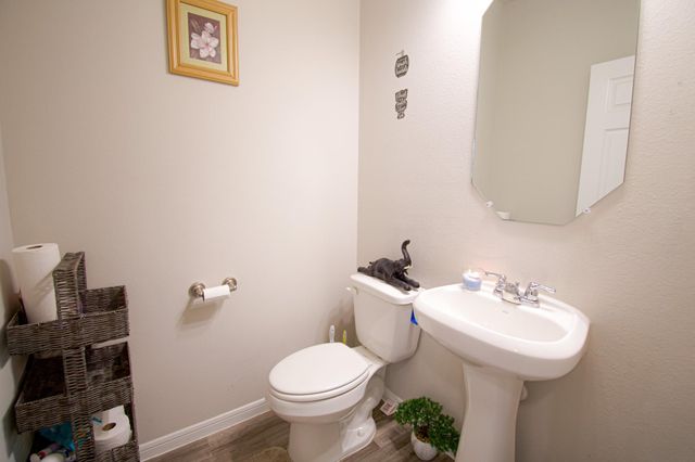 12818 Sirkis Street, Houston, TX 77048