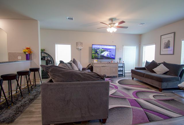 12818 Sirkis Street, Houston, TX 77048