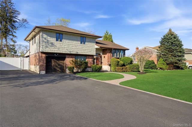 189 Marilynn Street, East Islip, NY 11730