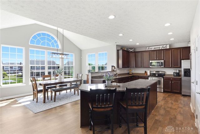 6890 Norman Cross Lane, Washington Twp, OH 45459