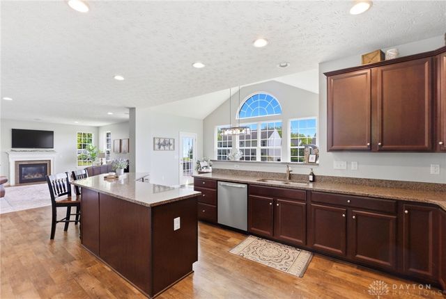 6890 Norman Cross Lane, Washington Twp, OH 45459