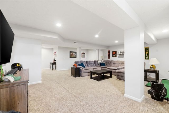 6890 Norman Cross Lane, Washington Twp, OH 45459
