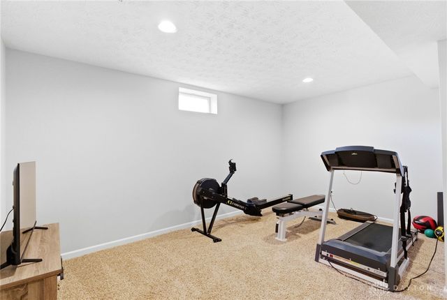 6890 Norman Cross Lane, Washington Twp, OH 45459