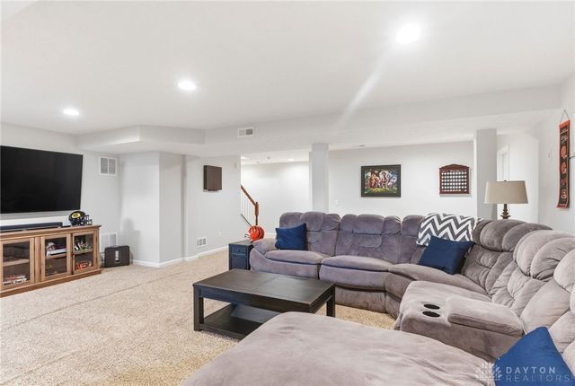 6890 Norman Cross Lane, Washington Twp, OH 45459